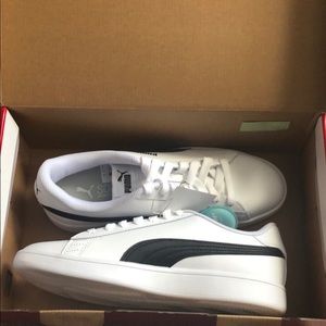 Men’s White Puma Smash V2